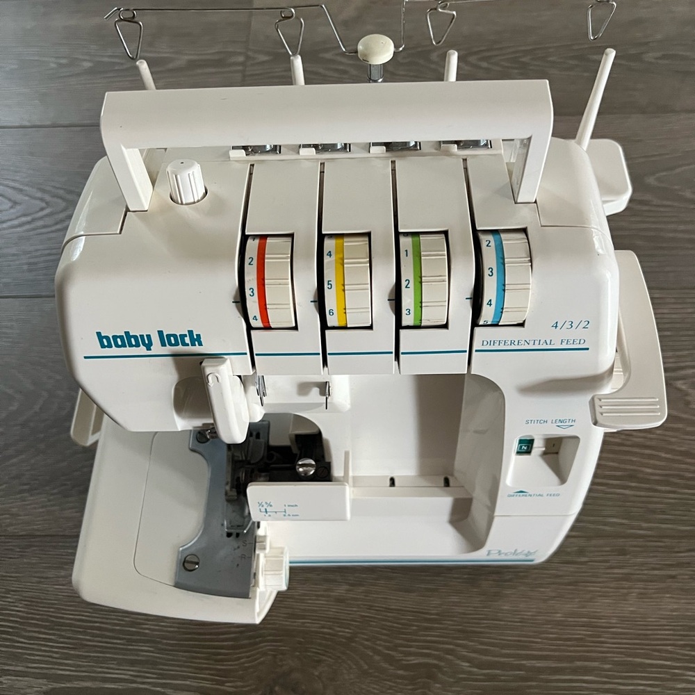 Like New Baby Lock White Serger Sewing Machine Conditions in Working Great 100% - Picture 3 of 16